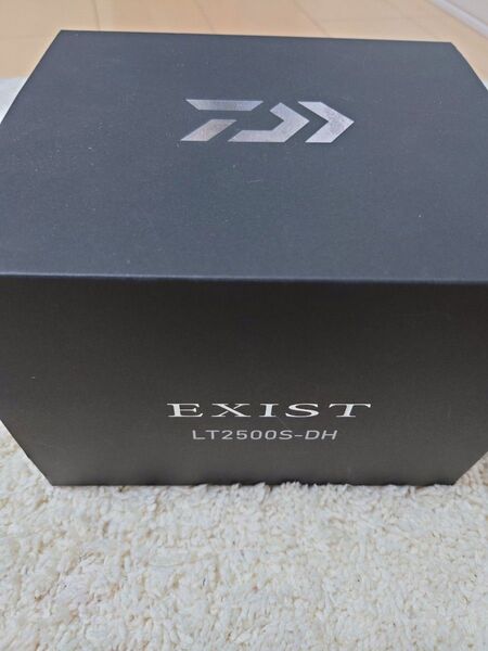 新品未使用 DAIWA EXIST LT2500S-DH ゴメクサス DRESS