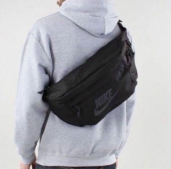 新品 10L ナイキ NIKE メンズ ビッグサイズ テック ヒップ パック ショルダーバッグ ボディバッグ 黒 ユニセックス