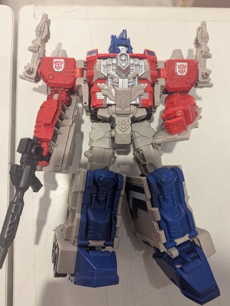 トランスフォーマー タイタンズリターン パワーマスターオプティマスプライム