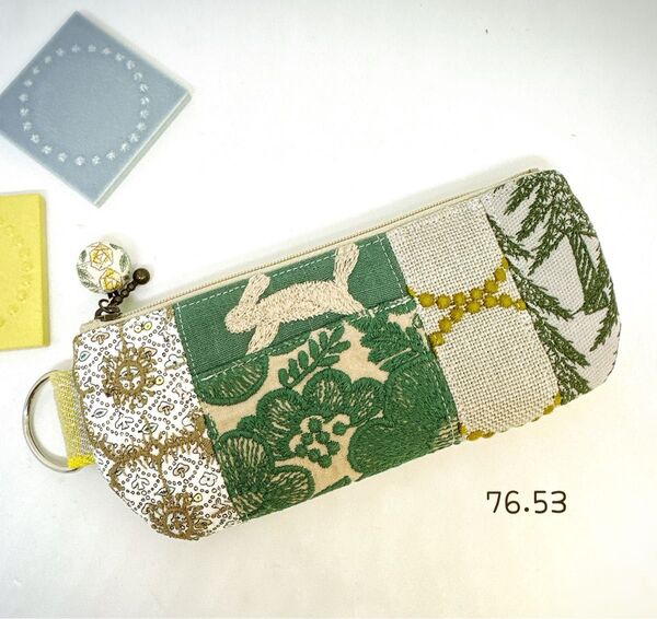 runrunrunとsmile flowerのポーチ メガネポーチ ペンケース ミナペルホネン ハンドメイド