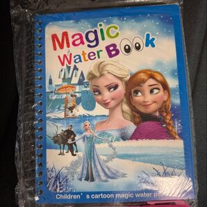 【新品・未使用】マジックウォーターブック 水ぬりえアナと雪の女王