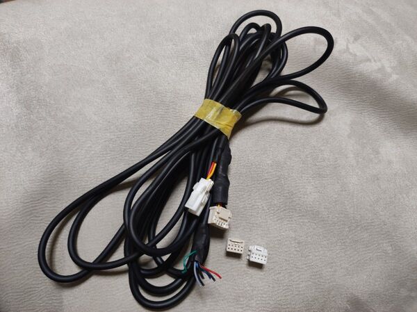 (ジャンク) ダイハツ純正 DRN-H70N 用電源ケーブル