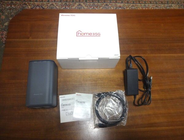 docomo home5G HR01 Wi-Fi 付属品完備