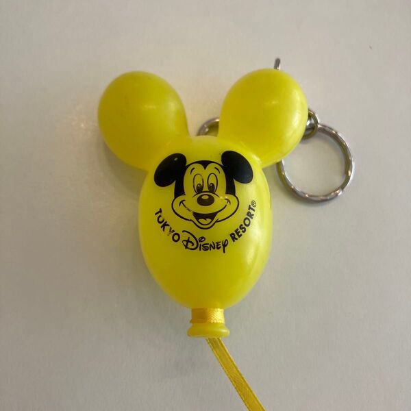 東京ディズニーリゾート TDRTDLTDSパーク内購入 ミッキー バルーンキーホルダー イエロー 中古自宅保管品