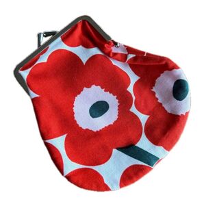 【未使用美品】 marimekko がま口ポーチ