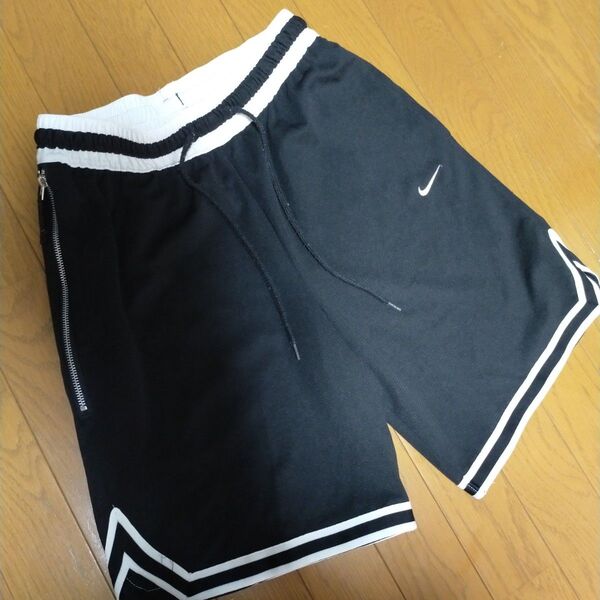 NIKE ZIP design ハーフパンツ トレーニング ゲーム ウェア