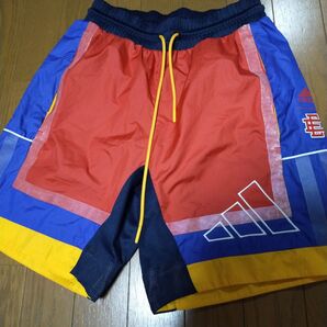 adidas×Eric Emanuel シャカシャカ 裏地メッシュ 機能性 ショート パンツ