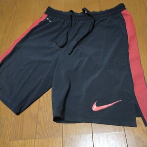 程度抜群 NIKE 快適 機能性 running パフォーマンス パンツ トレーニングウェア