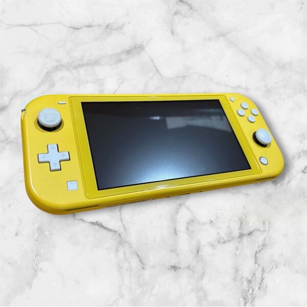 Nintendo Switch Lite イエロー本体