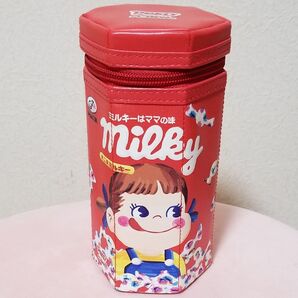 新品 ペコちゃん コスメポーチ 化粧品入れ 不二家 送料込み