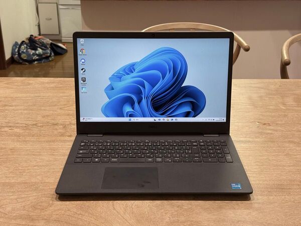DELL vostro 3500 i5 1135G7 iris Xe ノートパソコン 本体 良品