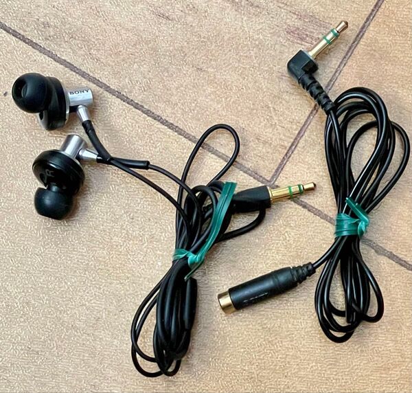 【送料込】SONY MDR-EX90SL 有線イヤホン インイヤー型 ブラック
