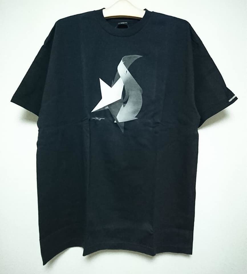 STUSSY CUSTOMADEの値段と価格推移は?|19件の売買情報を集計した