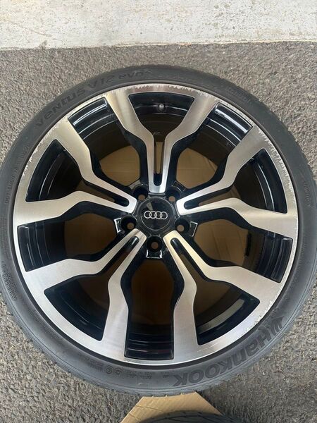 Audi 19インチ 4本ホイールタイヤセット 245/35ZR19