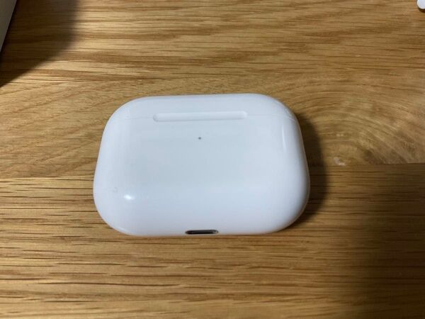 Apple AirPods Pro モデル A2083 右イヤホン故障