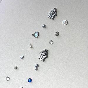 個性的 耳ツボジュエリー 耳ツボアクセサリー ファラオ シルバー ブルー クール 金属アレルギー対応 ステンレス 金粒 20粒