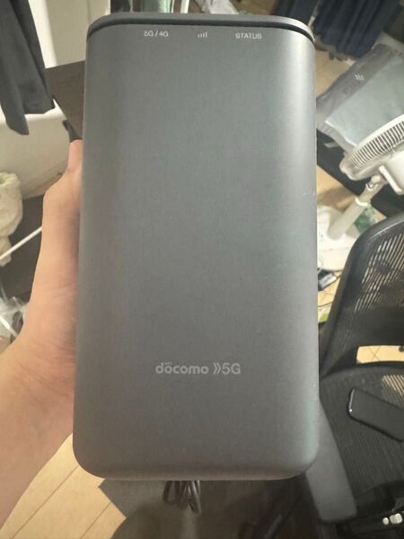 docomo home 5G HR01 ホームルーター