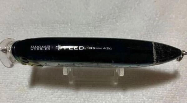 タックルハウス フィード ダイビング ウォブラー 135㎜ 42g 本体に傷 色ハゲ フック錆あり。 トップ