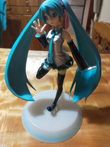 初音ミク フィギュア 中古
