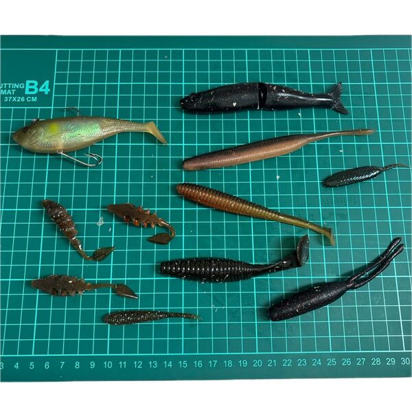 19 ワームまとめ売り 引退セット バス釣り ワーム 釣具 釣り ガンクラフト TKツイスター メガバス アイシャッド ジャッカル