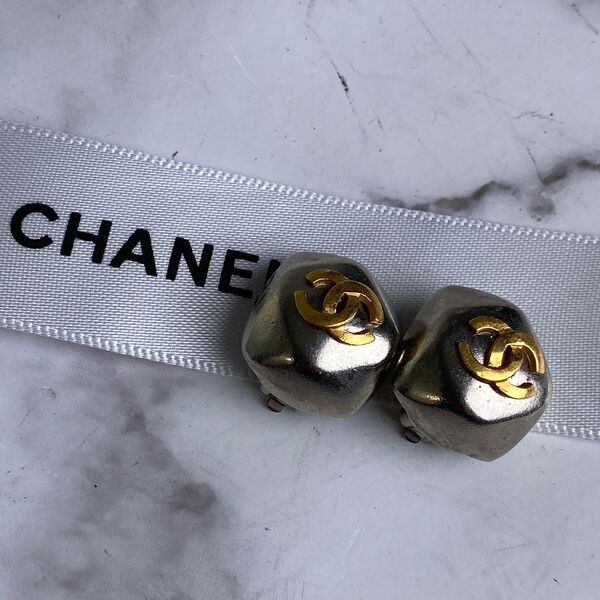 【最終処分SALE】CHANEL シャネル ココマークイヤリング シルバー A-6808