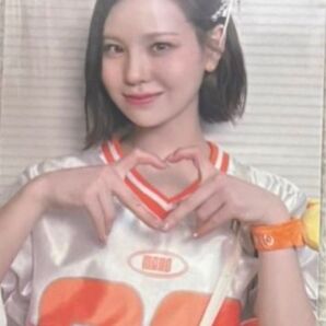 NiziU マコ ラキドロ