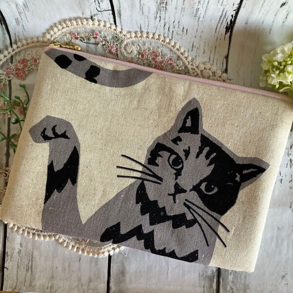 CAT 大きな猫 ファスナーポーチ ハンドメイド