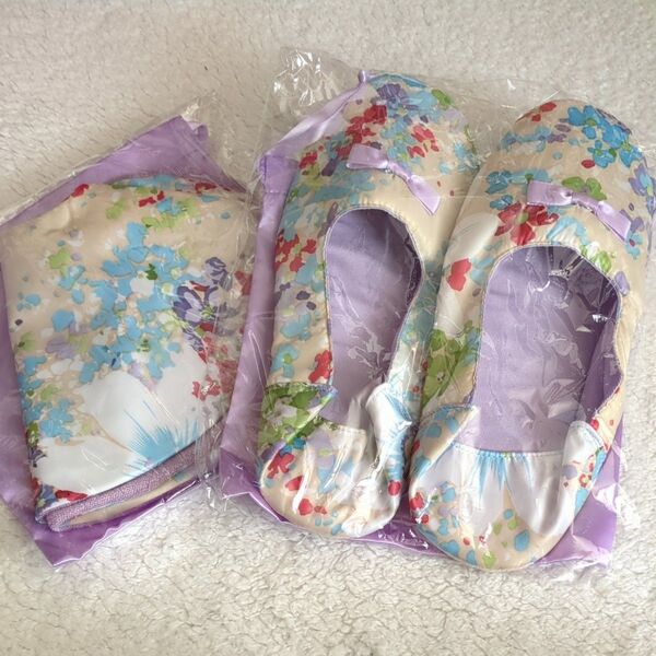 新品 携帯スリッパ&巾着セット 携帯ネックピロー&巾着セット 花柄 マルチカラー 未使用