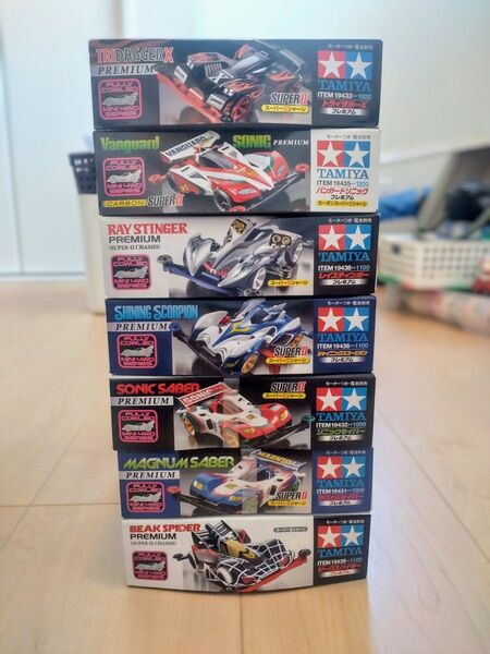 【送料無料】ミニ四駆 キット まとめ売り 7台セット TAMIYA プレミアム 新品未開封 未組立 爆走兄弟 レツゴ オマケ付き