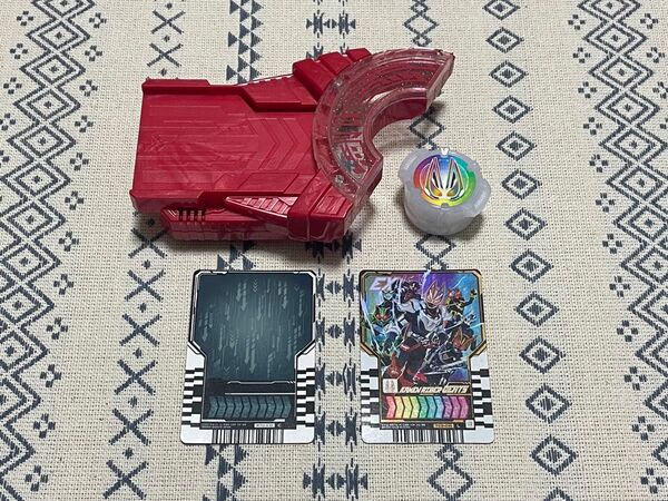 【箱無し】仮面ライダーギーツ DXワンネスレイズバックル 返品不可