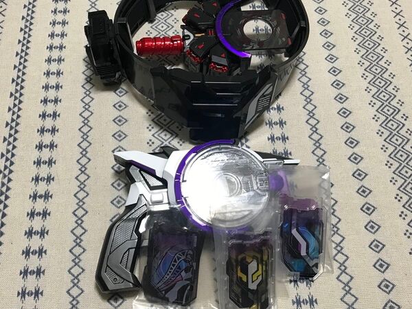 【箱無し】仮面ライダーギーツ PREMIUM DX レーザーレイズライザーセット 返品不可 バラ売り不可