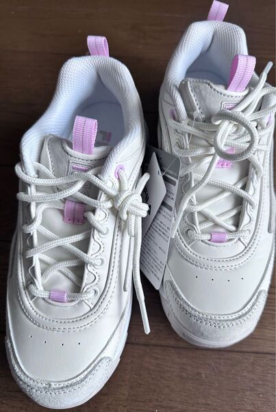 【美品】FILA Disruptor 2 Zip ウィメンズ スニーカー 24.5cm ホワイト/ピンク 未使用