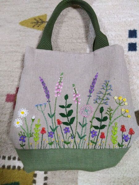 刺繍バッグ ハンドメイド