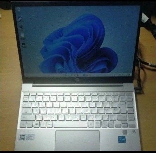 hp ノートPC 第11世代i3 13.3インチIPS液晶フルHDディスプレイPavilion 13-bb0002TU 中古品