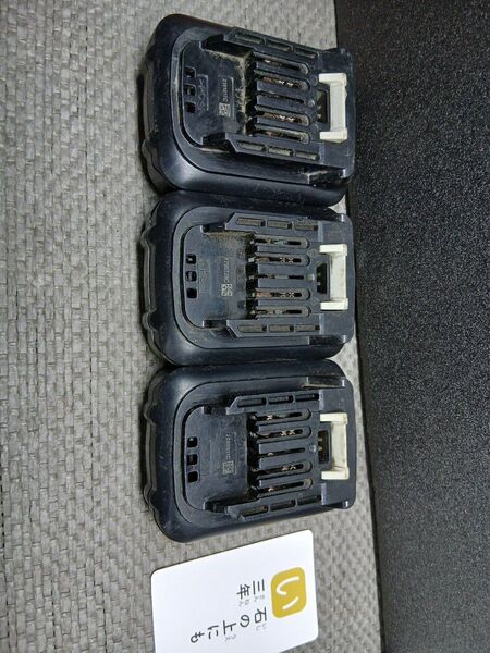 ⑤い マキタ電動工具10、8vバッテリー