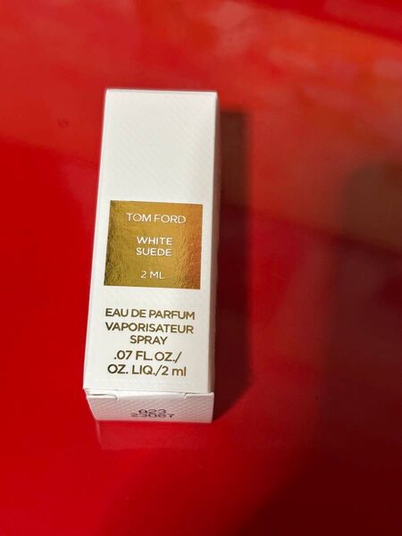 TOM FORD トムフォード ホワイト スエード オード パルファム スプレィ 2mL 香水 フレグランス サンプル