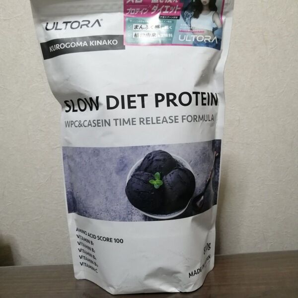 【賞味期限2026.12たっぷり】ULTORA ウルトラ スローダイエットプロテイン 黒ゴマきなこ風味 810g