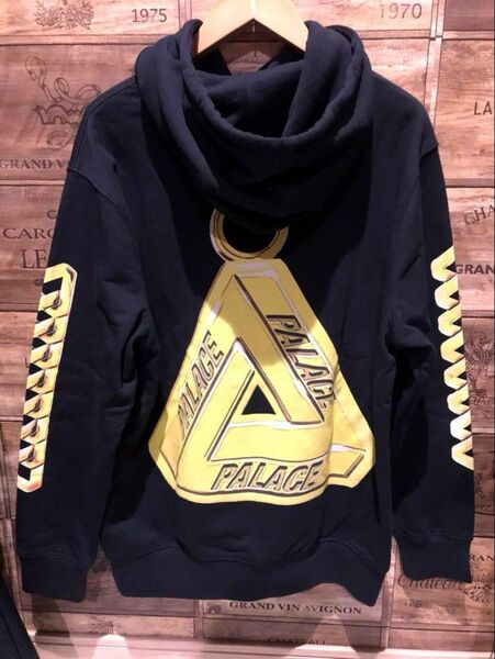 美品 PALACE SKATEBOARD パレス パーカー L ブラック