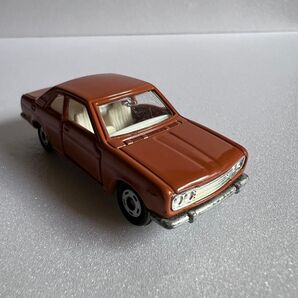 トミカ ニッサン ブルーバードSSSクーペ ブラウン