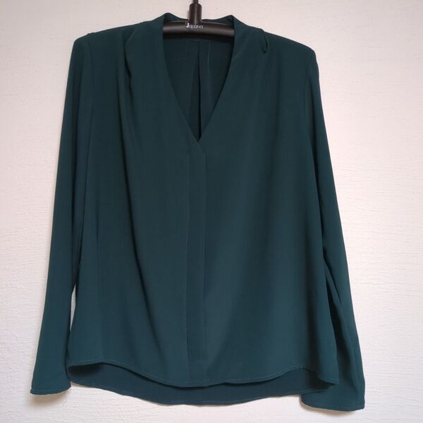 シーン Shein Vネックブラウス グリーン Mサイズ