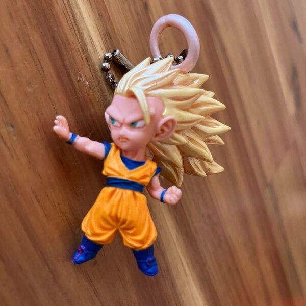 ドラゴンボール キーホルダー 孫悟空 フィギュア ガチャガチャ ガチャ