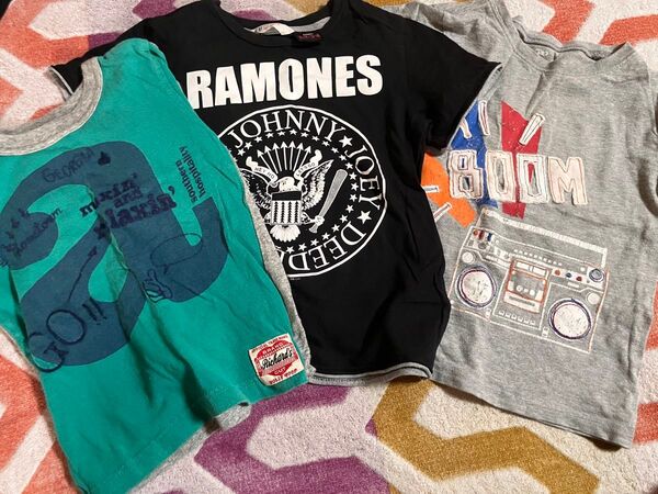 110センチ 半袖 Tシャツ 3枚セット 子供服 キッズ GAP H&M 黒 グレー グリーン プリント ロゴ