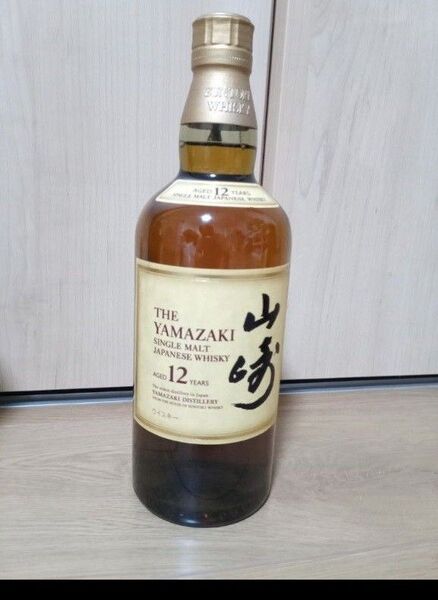 サントリー山崎12年シングルモルトウイスキー 700ml