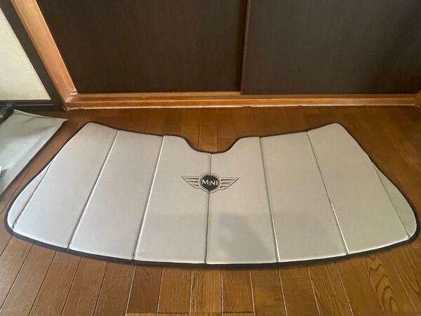 BMW MINI US純正 サンシェード R55 R56 R57 R58 R59 ミニクーパー用サンシェード 専用設計