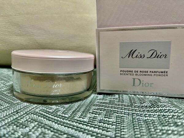 美品 ミスディオール ブルーミングブーケ dior 香水 ジャドール ピンク系 ボディパウダー デオドラント ディオール 夏