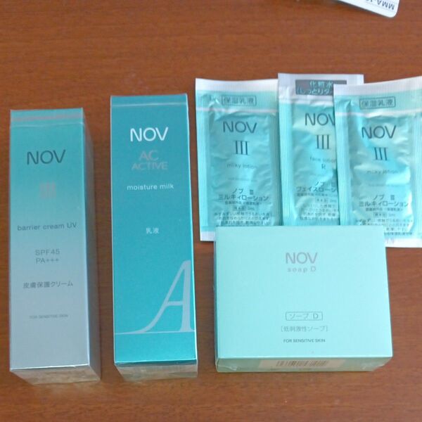 NOV ノブ 日中用クリームUV30㌘、乳液50ml、ソープ100㌘、3点セット オマケ3点付、乳液、化粧水、サンプル
