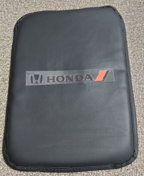ホンダ センターコンソールボックスパット。現品限り。激安価格値引き交渉不可。