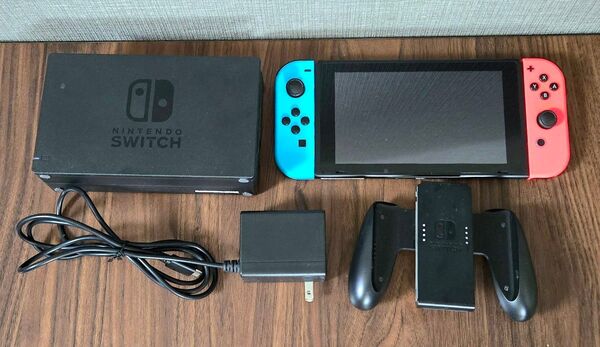 Nintendo Switch Joy-Con (L)ネオンブルー/(R)ネオンレッド HAC-S-KABAA HAC-001
