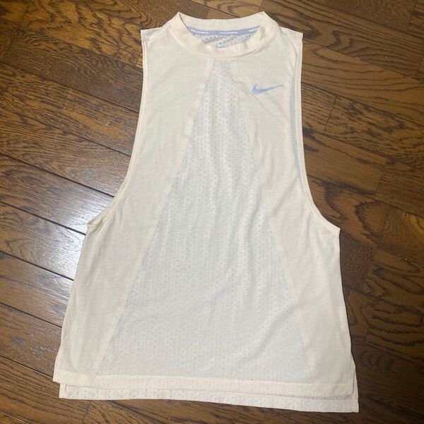 NIKE DRYFIT タンクトップ レディースM アイボリー