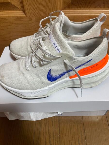 NIKE INVINCIBLE RUN 3/ナイキ インヴィンシブルラン3 中古
